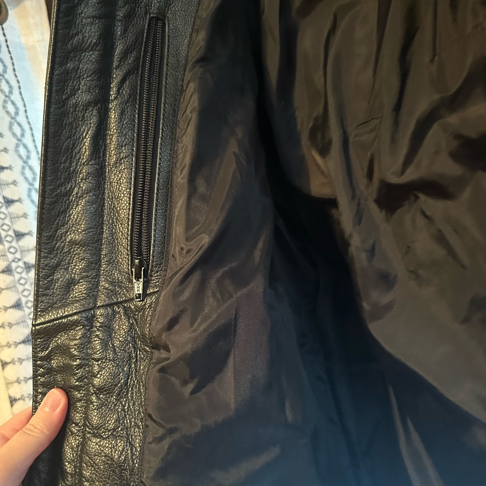 Men’s Harley Davidson Leather Jacket - Picture 6 of 11